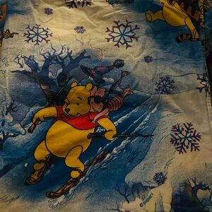 Vintage Disney Winnie the Pooh Kids sheet set.